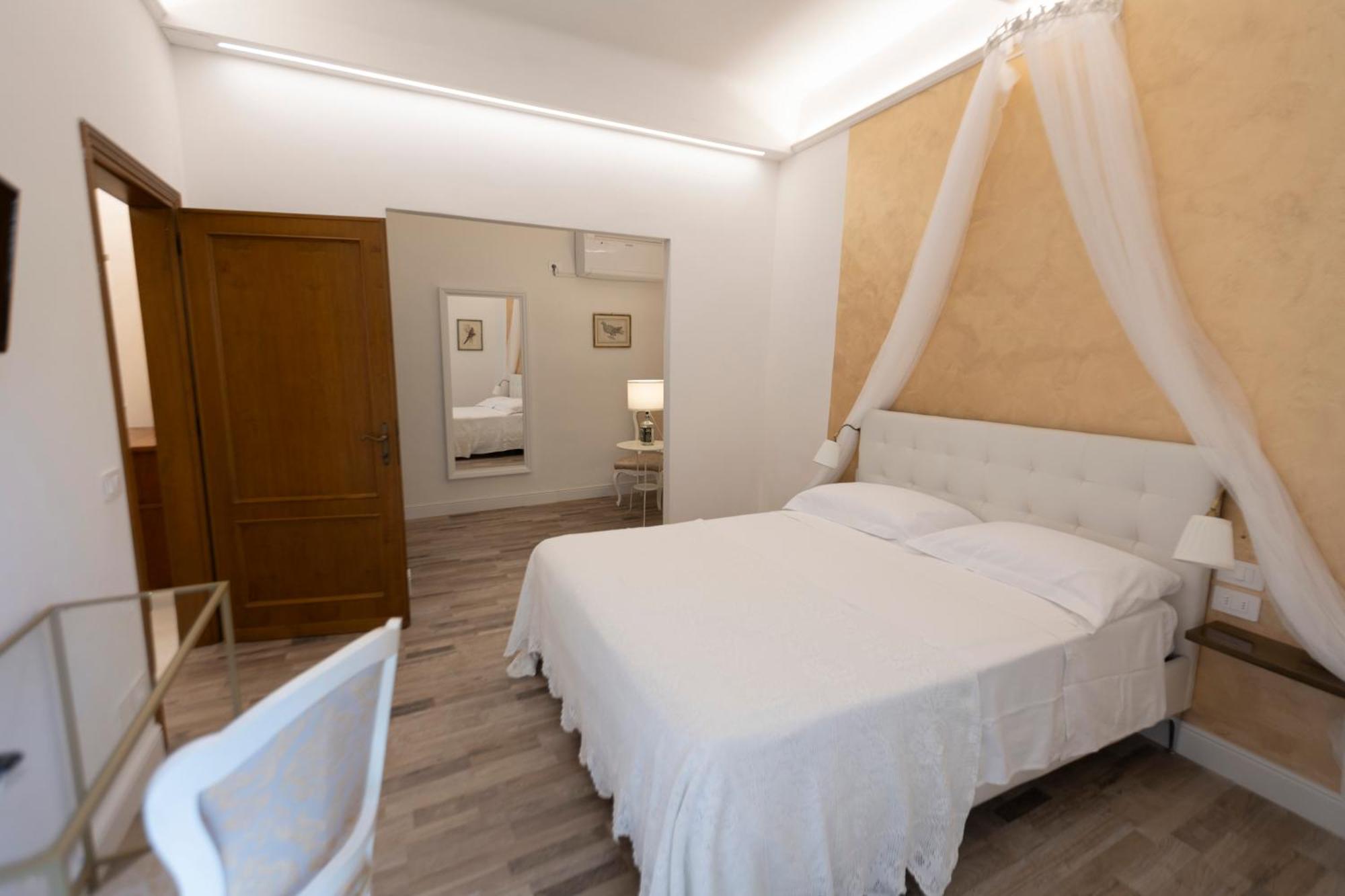 Lc41 Suites Florenz Exterior foto